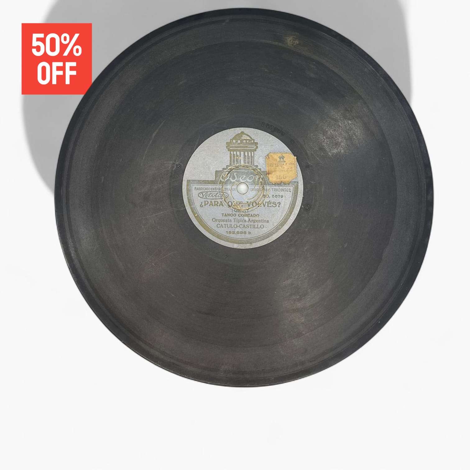Disco de pizarra con etiqueta blanca de Odeon, grabación Para Vos Volvés, pieza decorativa del lote de 10 discos antiguos únicos.