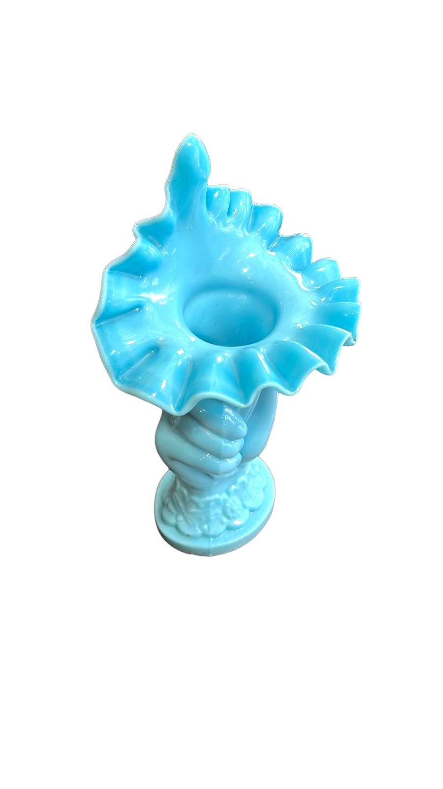 Exquisito florero de mano en opalina azul con borde ondulado. Una joya portuguesa vintage ideal para decoración sofisticada y coleccionistas.