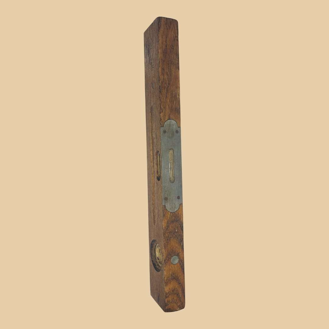 Detalle de la burbuja vertical original