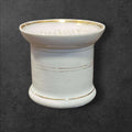 Arenillero antiguo de porcelana