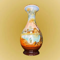 Florero de porcelana pintado a mano artesanal de 32,5 cm con paisaje rural en tonos tierra y azul. Decoración vintage ideal para hogar elegante.