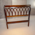 Cabecero de caoba estilo Chippendale para cama clásica