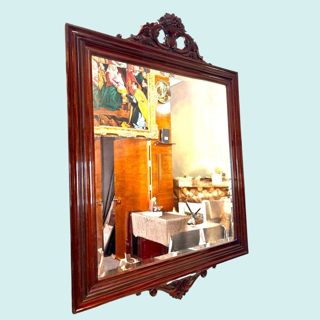 Espejo de caoba con cristal biselado clásico 92x127 cm en decoración hogar