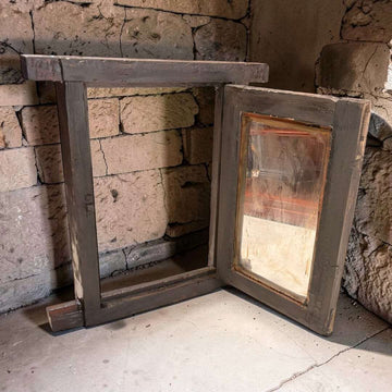 Ventana rústica de madera y cristal decorativa artesanal