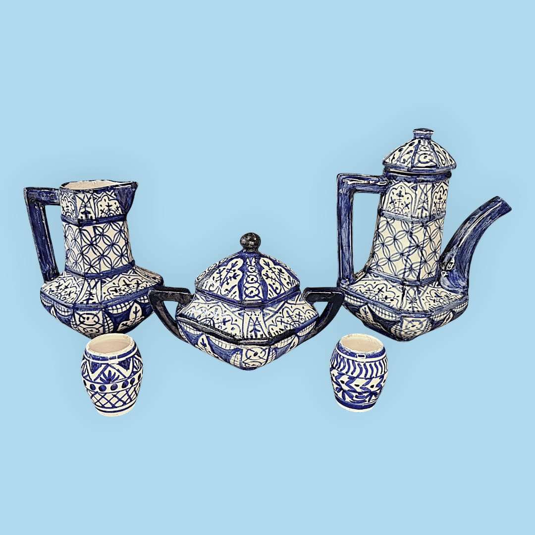 
Este Juego de café es ideal tanto para uso decorativo como para una mesa muy especial, y este Juego de café representa una oportunidad única, limitada y co
