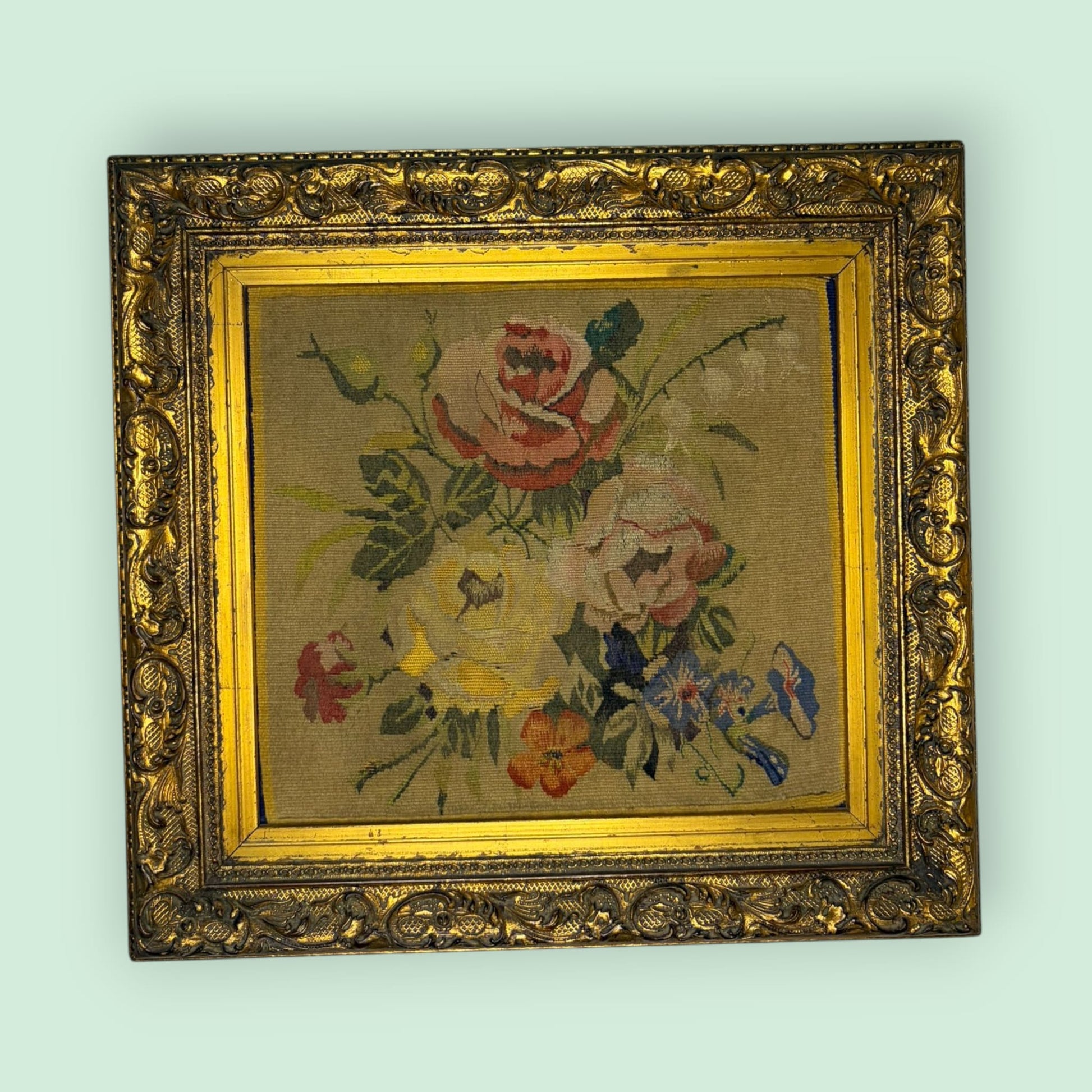 Hoy, este Cuadro se convierte en un elemento imprescindible para quienes buscan decorar con estilo, autenticidad y personalidad.
