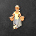 Figura Lladró niña con cubos de porcelana antigua decorativa