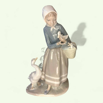 Figura Lladró Pastora con patos porcelana antigua decor