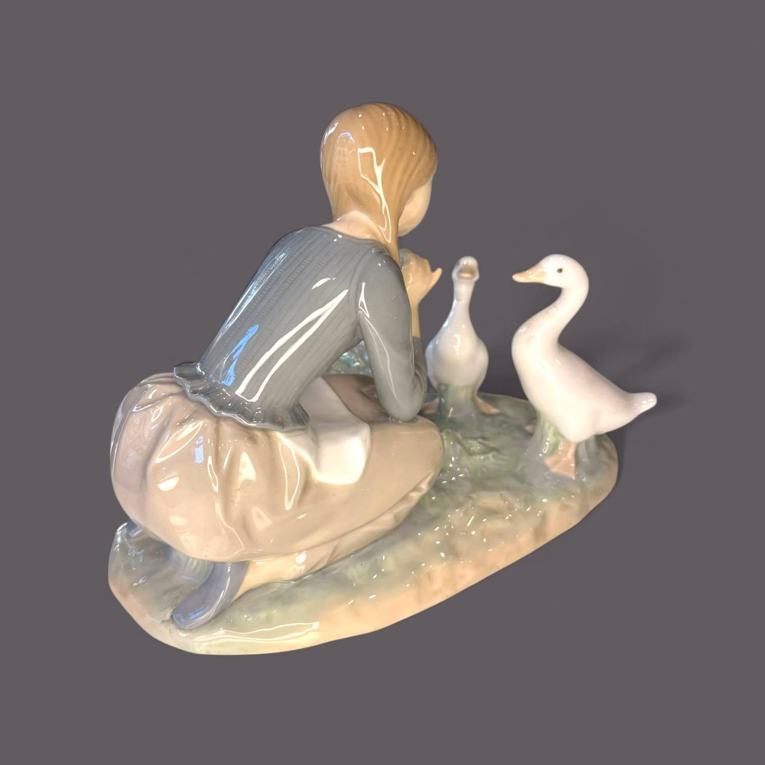 Figura Lladró Comida para Patos porcelana antigua decoración elegante