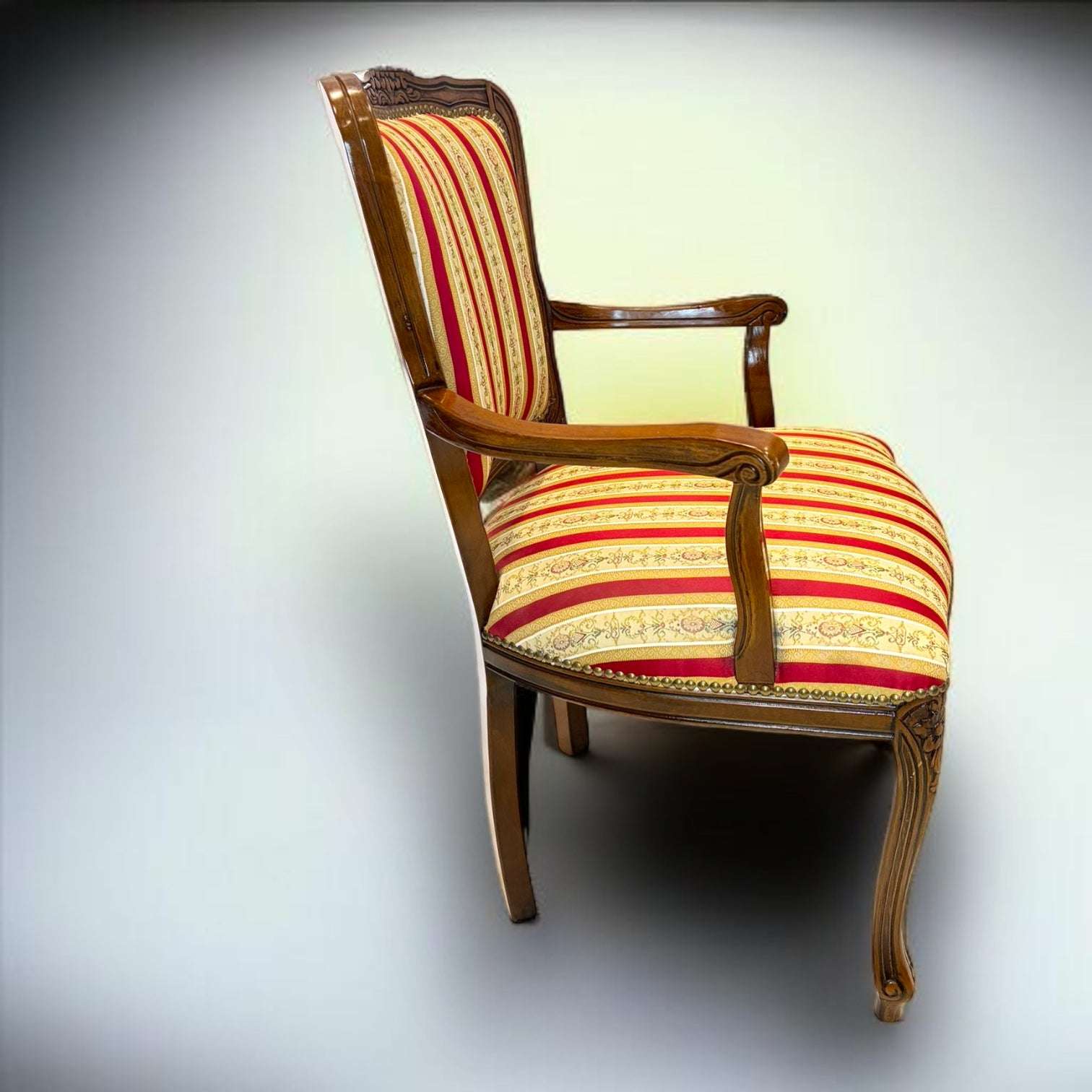 Este Sillón no es solo un asiento: es una forma de dar personalidad a una estancia. 