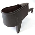 Canoa de trasiego de vino – Tradición enológica en metal, pieza decorativa artesanal para amantes del vino. Ideal para decoración de bodegas o salones.