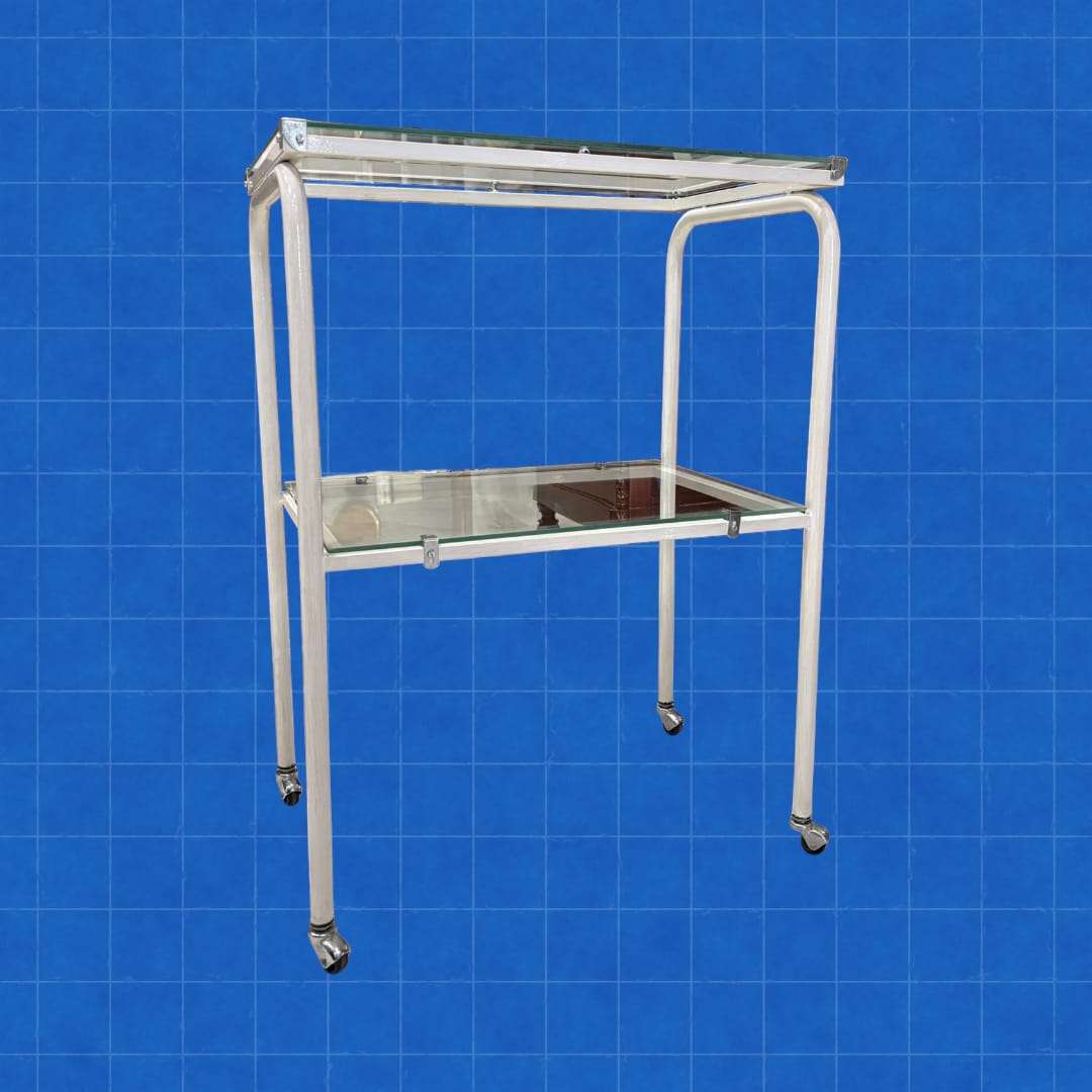  Originalmente diseñado para uso sanitario, destaca por su resistencia, movilidad y facilidad de limpieza.
