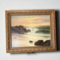 Óleo de marina firmado por J. Freidia con playa al atardecer.