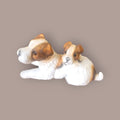Figura decorativa de perro Jack Russell Terrier adulto y cachorro en porcelana biscuit. Adorno realista para amantes de los perros y decoración vintage.
