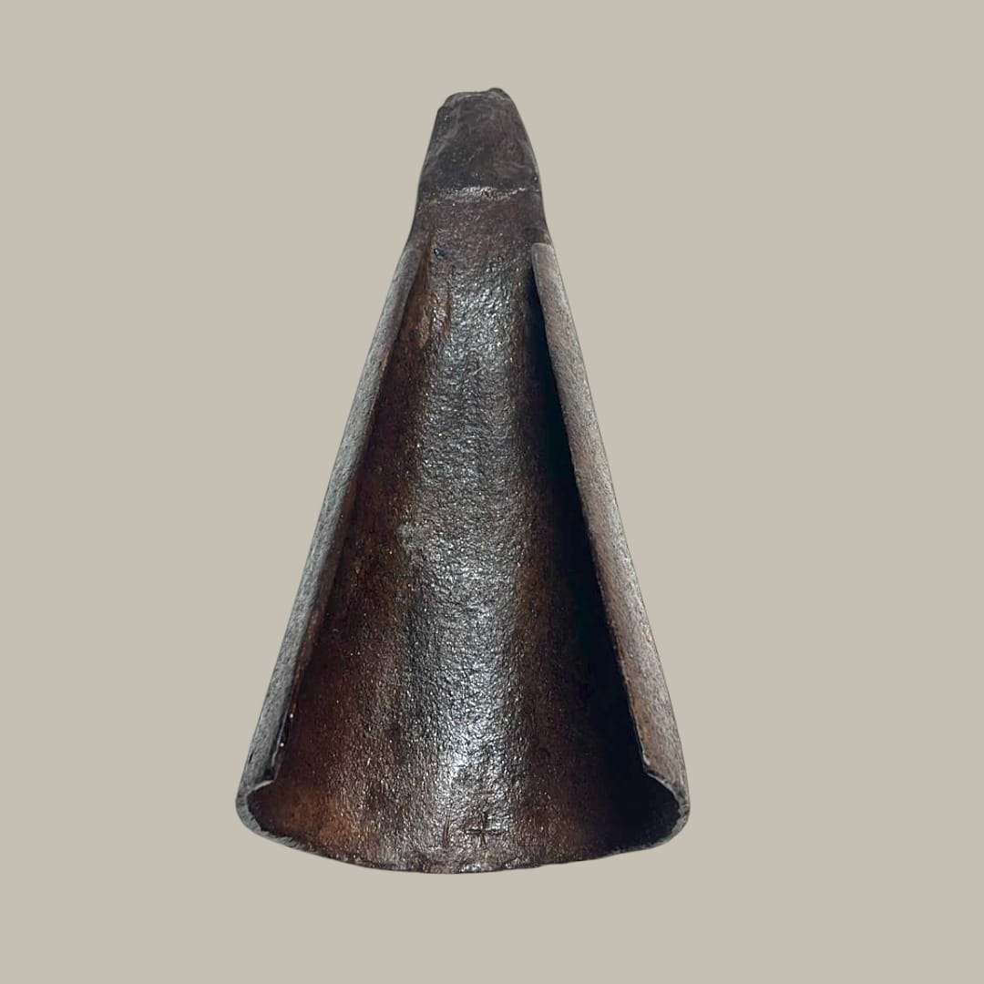 una herramienta que formó parte del origen de la mano de obra agrícola tal y como hoy la conocemos.