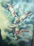 Lámina antigua de San Antonio con marco de caoba, ideal para decoración clásica, muestra tres querubines alados entre nubes con libro sagrado.