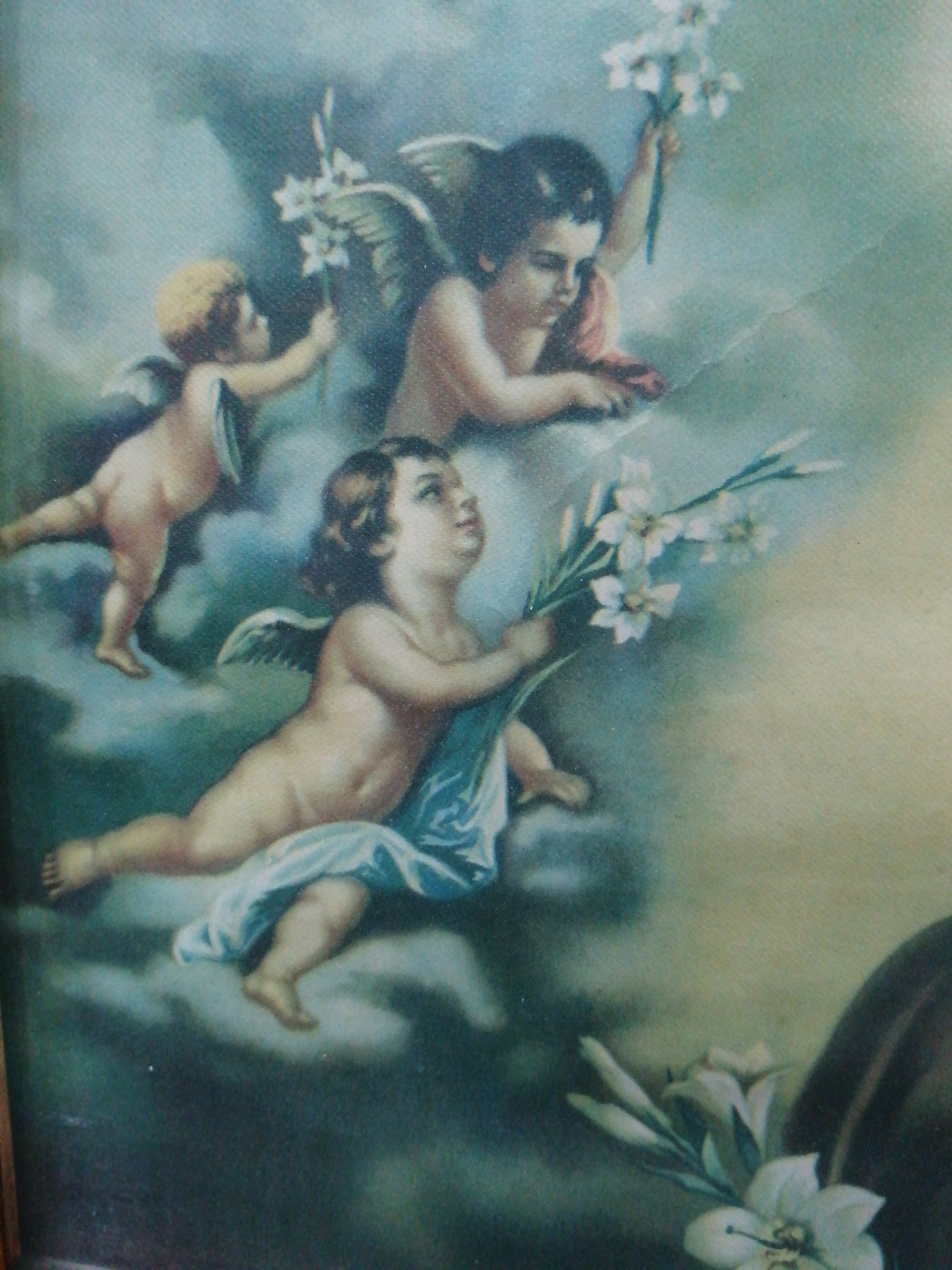 Lamina antigua de San Antonio con marco de caoba, ideal para decoración clásica. Ángeles con lirios en un estilo religioso y vintage.