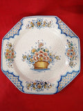 Plato de cerámica Lufeco pintado a mano con diseño floral y borde octogonal, ideal para decoración vintage en el hogar. Excelente calidad artesanal.