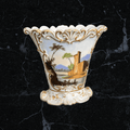  Su diseño exclusivo y los detalles artesanales hacen que sea perfecto para cualquier amante de las antigüedades. 