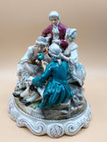 Grupo escultórico de porcelana SAUTHIER | 1970, escena romántica con cinco personajes, pintado a mano, pieza decorativa de colección para amantes de la porcelana.