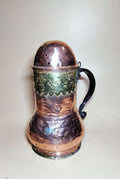 Jarra Cobre Asa Forjada - Cobre Amartillada | Antigüedad Siglo XIX con cuerpo abombado y asa de hierro forjado. Ideal para decoración vintage.