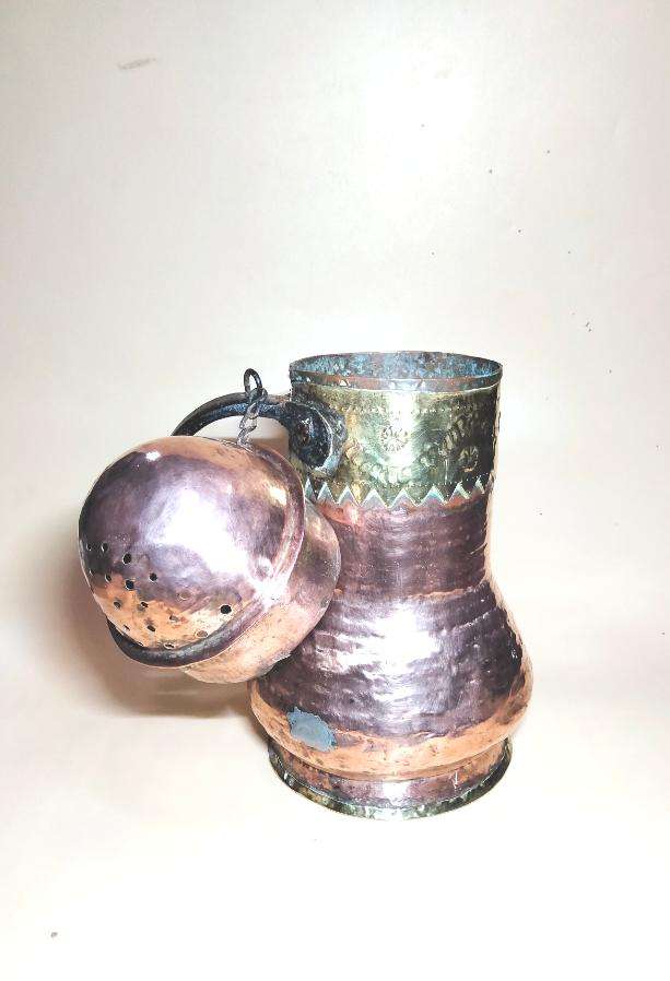 Jarra Cobre Asa Forjada - Cobre Amartillada | Antigüedad Siglo XIX con acabado martillado y asa de hierro forjado, ideal para decoración vintage.