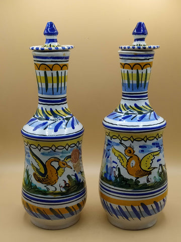 Tibores de Triana de Santa Ana, Sevilla – Piezas Únicas de los Años 50 con decoración pintada a mano de aves y motivos florales, ideales para decoración vintage.