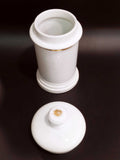Tarro de farmacia Albaredo de opalina blanca con tapa, decoración exclusiva para el hogar. Estilo antiguo y delicado para coleccionistas.